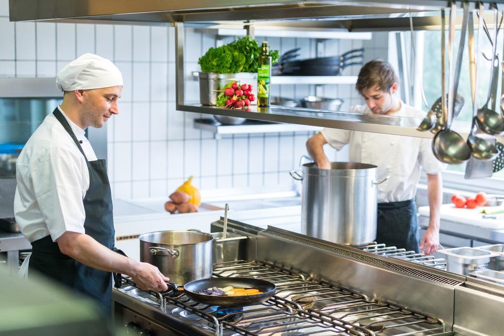 Natur- Und Wohlfuehlhotel Kastenholz Wershofen Bagian luar foto