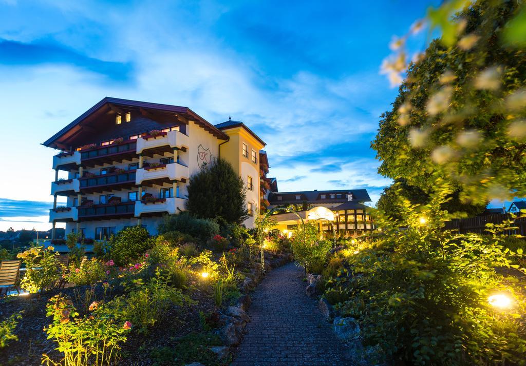 Natur- Und Wohlfuehlhotel Kastenholz Wershofen Bagian luar foto